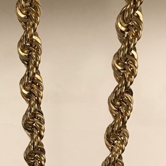 16mm 10k Gold Rope Chain(Real Gold) - Picture 3 of 5